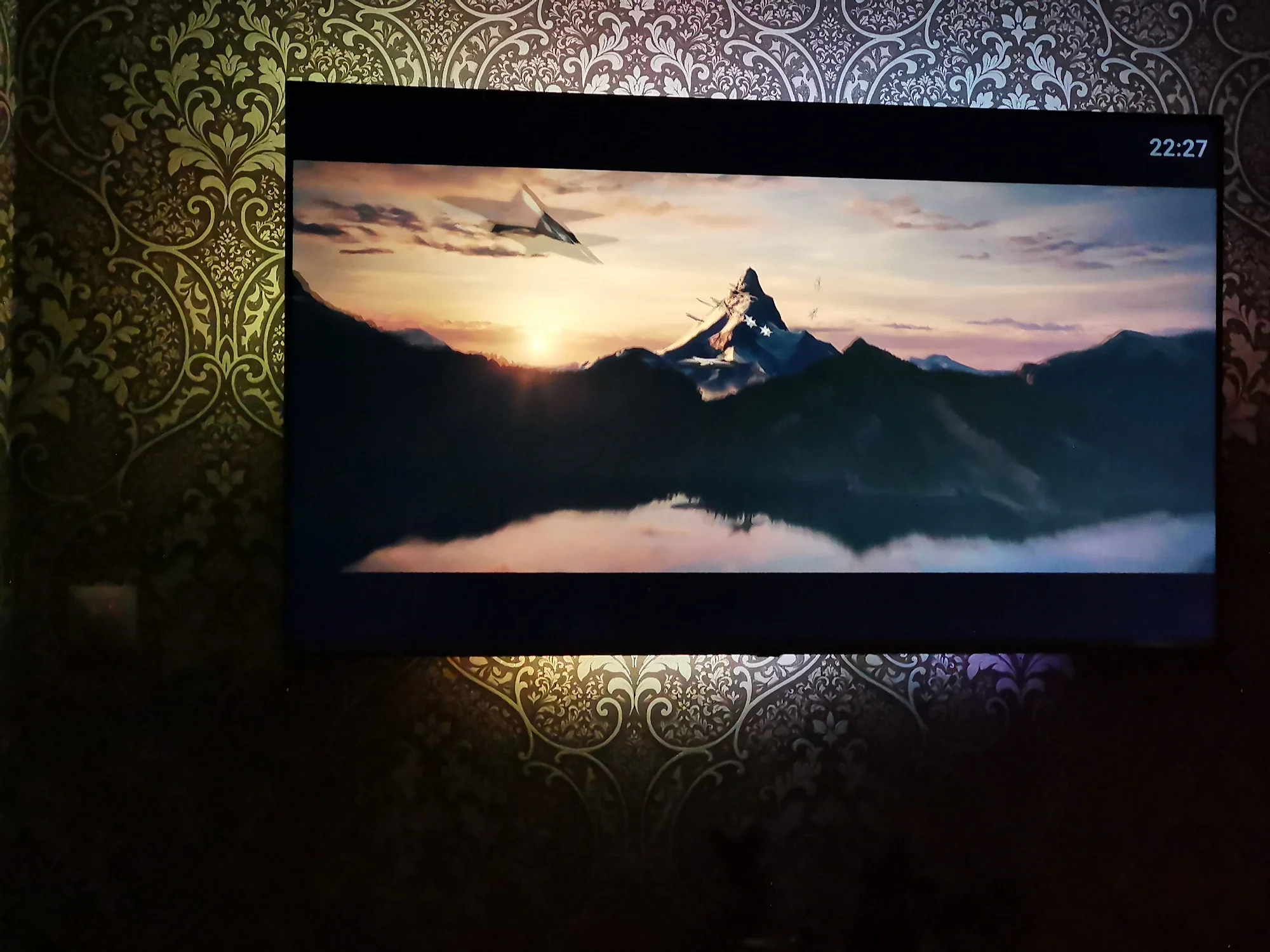 Smart TV Backlight Works With Alexa Amazon, Google photo review